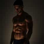 Conto erótico: Paixão escondida na noite